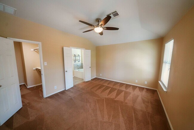 Building Photo - Cozy Home in Cibolo Valley Ranch Now Available - Realtor Commission: $500