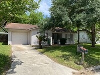 Building Photo - CUTE 3 BR IN UNIVERSAL CITY W/ EASY ACCESS...