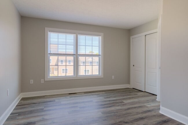 Building Photo - Available for the 2026-2027 lease term.