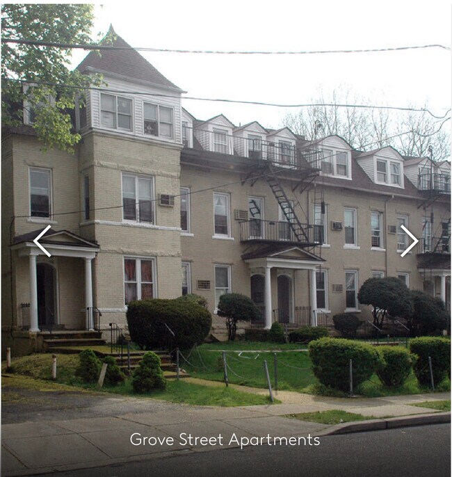 Building Photo - 5-21 Grove St