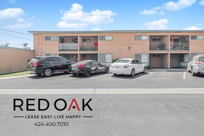 Building Photo - 855 S Citrus Ave