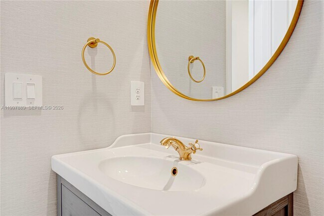 Building Photo - 4390 SW 122nd Terrace