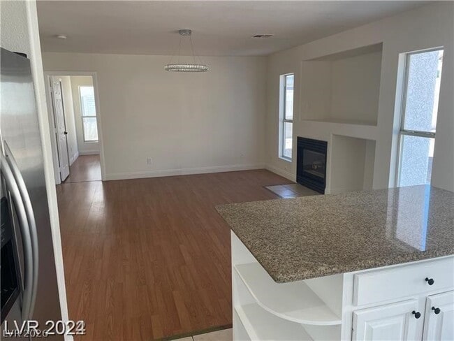 Building Photo - 3465 Western Sunset Ct