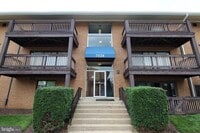 Building Photo - 7528 Savannah St