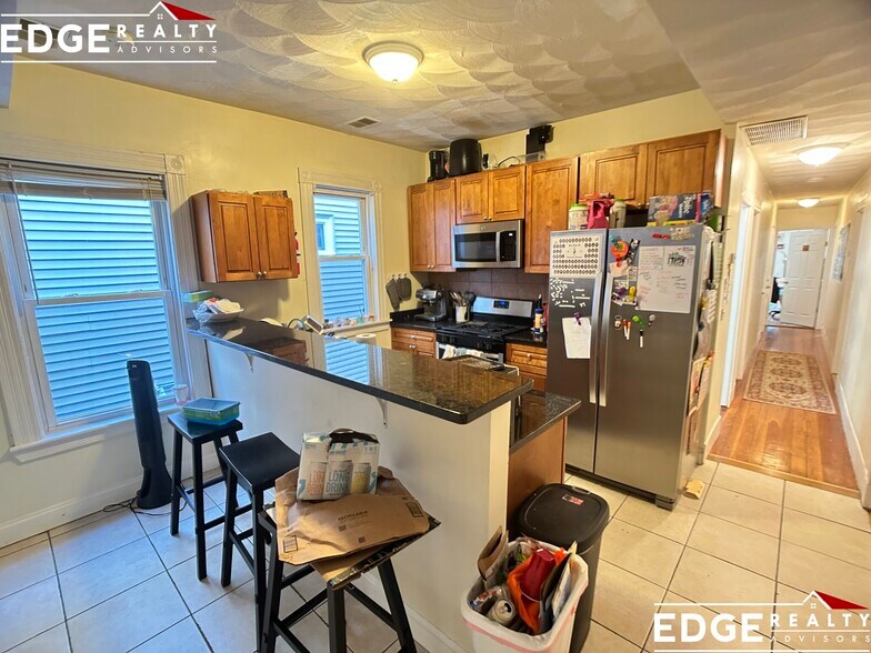 Primary Photo - 6 Carmel St