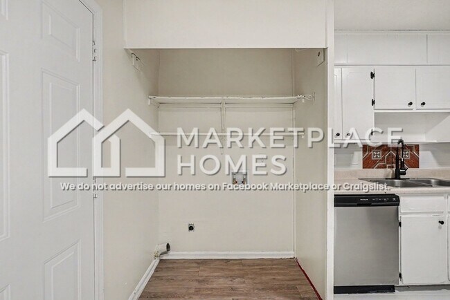 Building Photo - 3022 Cruse Rd NW