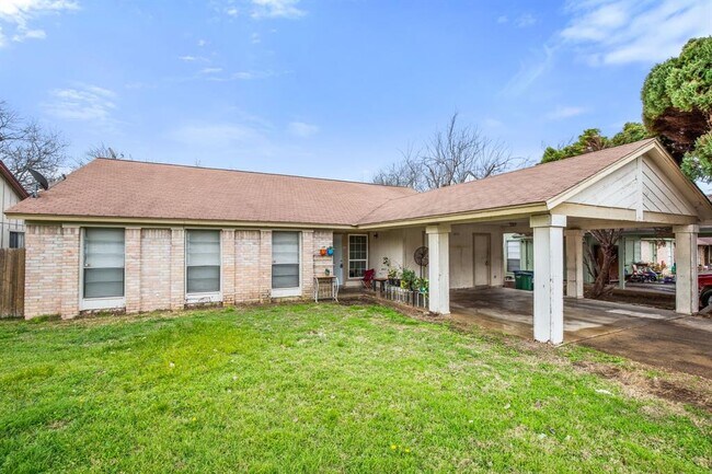 Building Photo - 10711 Lanshire Dr