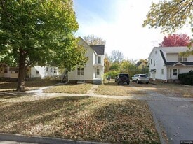 Building Photo - 808 Clark Ave