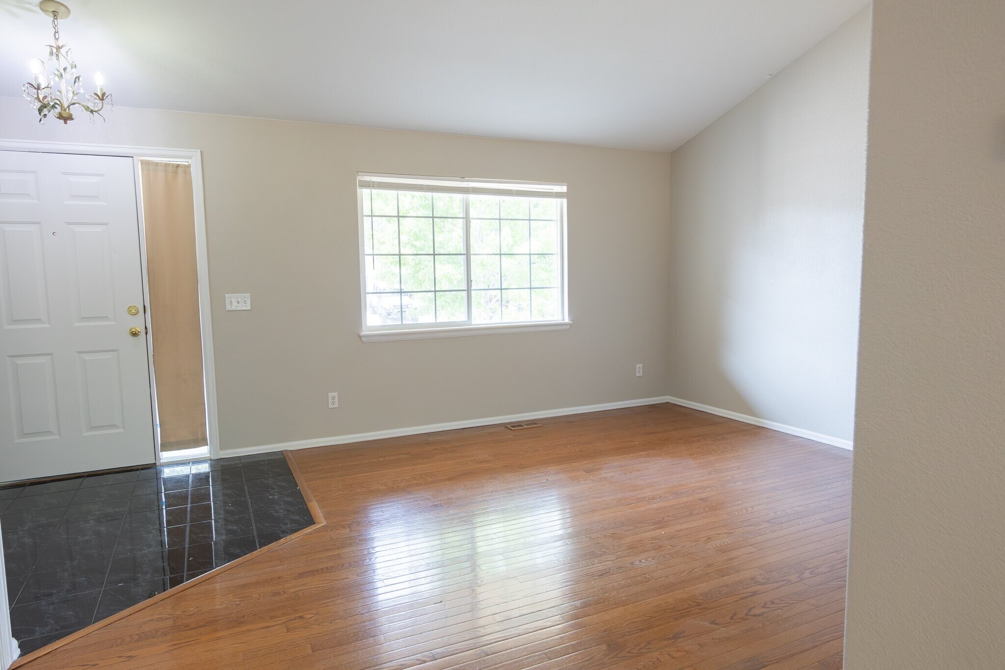 Building Photo - 5711 Mesa Mountain Way