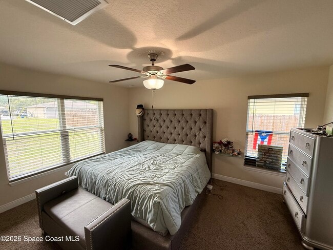 Building Photo - 210 Krassner Dr