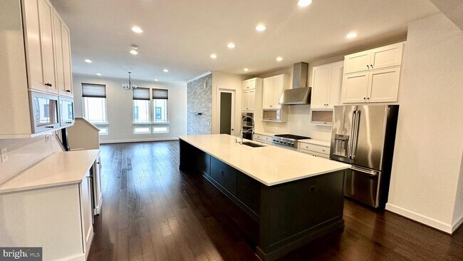 Building Photo - 20265 Oak Bluff Dr