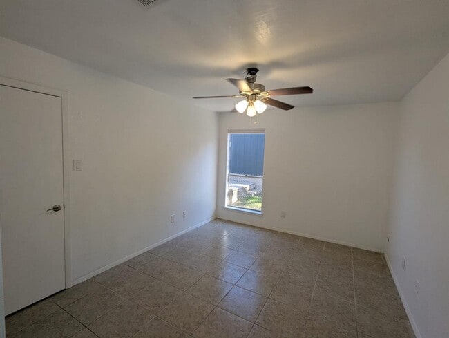 Building Photo - 12307 Patron Dr