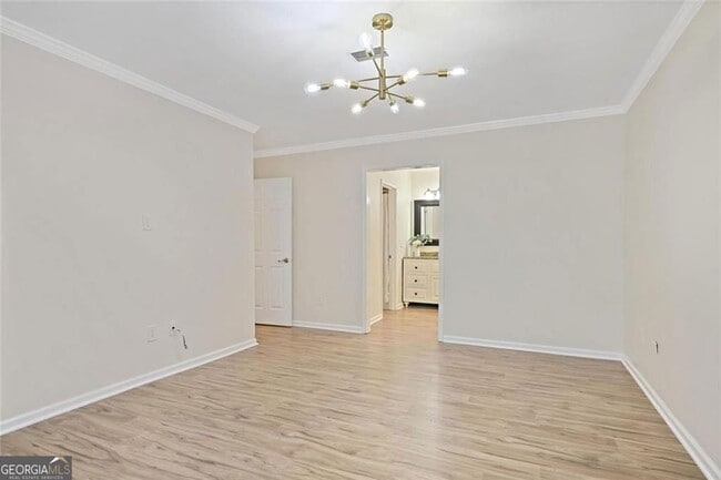 Building Photo - 911 Hollyfax Cir NE