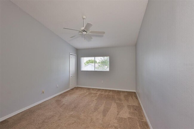 Building Photo - 12950 Kings Crossing Dr