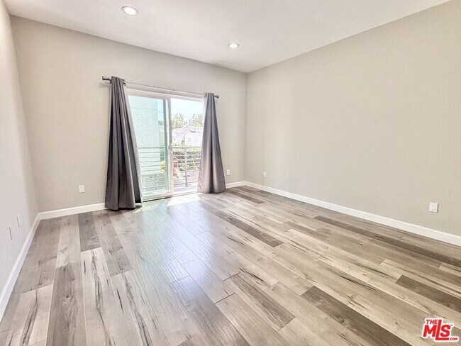 Building Photo - 14528 Killion St