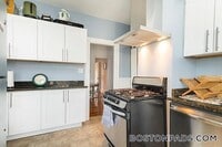 Building Photo - 137 Columbia St