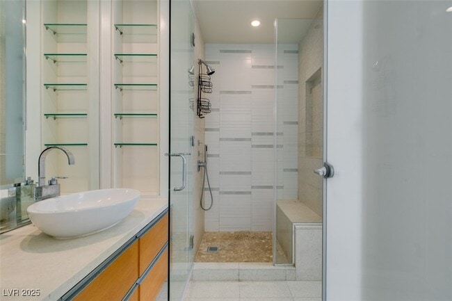 Building Photo - 3722 Las Vegas Blvd S