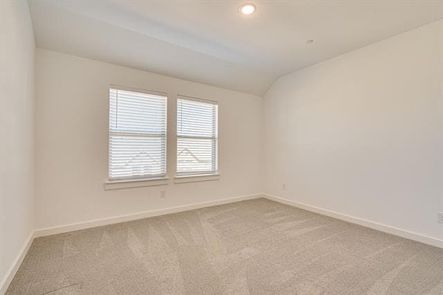 Building Photo - 2725 Splendor Ln