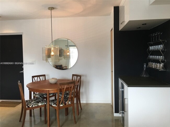 Building Photo - 618 Euclid Ave