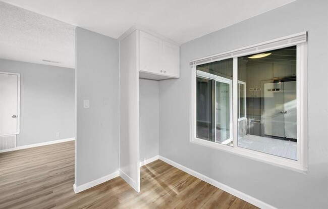 Building Photo - Gorgeous 2 Bed, 1 Bath Condo in Vallejo --...