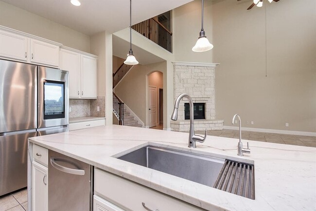 Building Photo - 25807 Somerset Meadows Ct