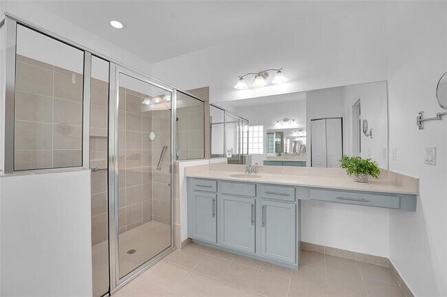 Building Photo - 7162 Prudencia Dr