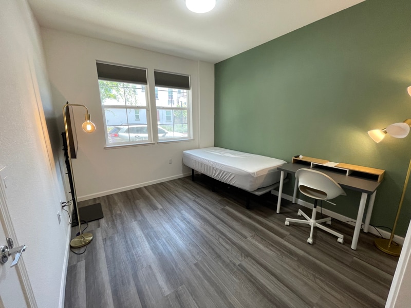 Building Photo - 2947 Nimes Ln