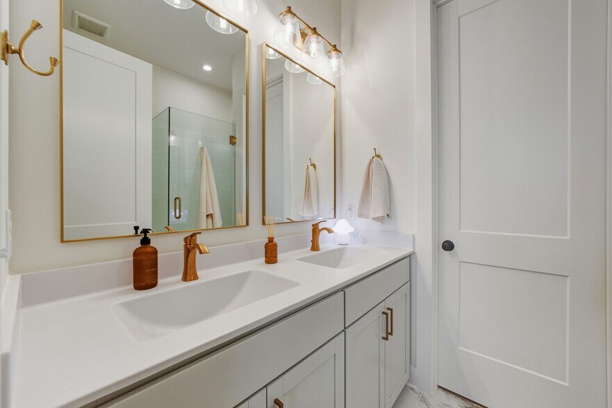 Building Photo - 962 Bibbs Circle NW