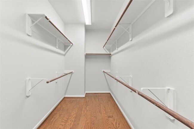 Building Photo - 2033 Paul Quinn St