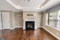 Building Photo - 404 Lexington Mews
