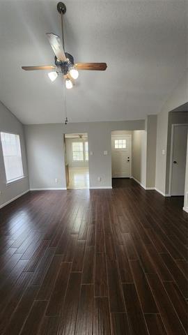 Building Photo - 309 Sage Ln