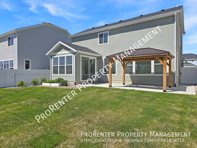 Building Photo - 3111 S Edgewater Cv