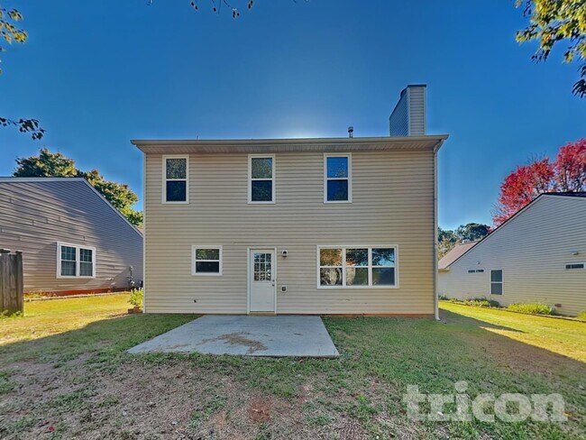 Building Photo - 2121 Serenity Dr NW