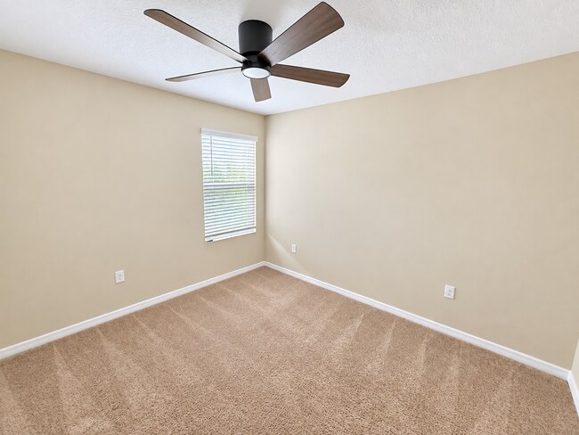 Building Photo - 5548 Summer Sunset Dr