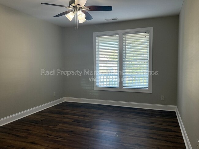 Building Photo - 4261 Dalcross Rd