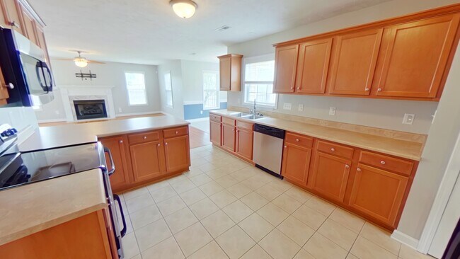 Building Photo - 622 Thorncliff Dr