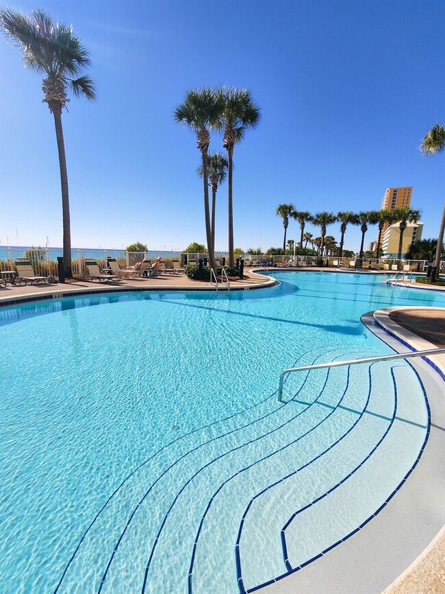 Building Photo - 11832 Front Beach Rd