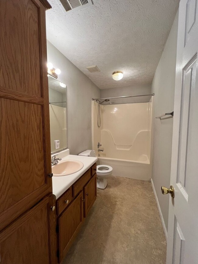 Building Photo - Home for Rent in Montgomery