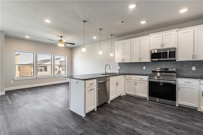 Building Photo - 2179 W Million Ln