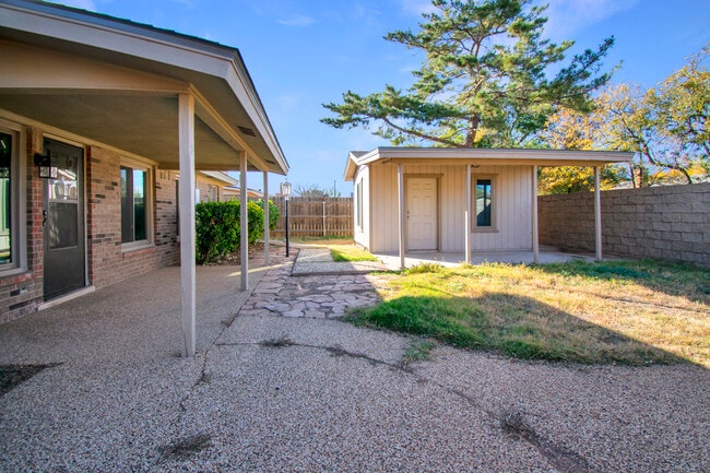 Building Photo - 5416 95th St