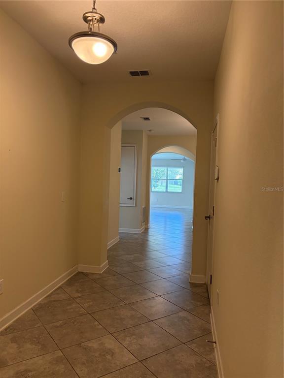 Building Photo - 15055 Driftwater Dr