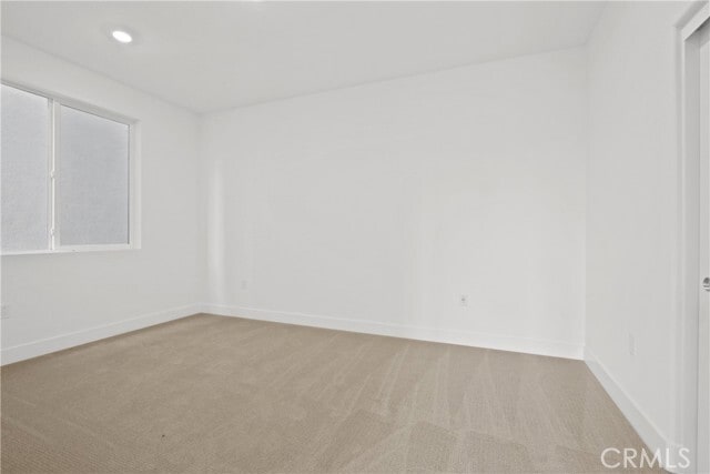 Building Photo - 409 Junco
