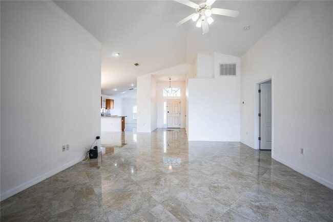 Building Photo - 1876 Holton Rd