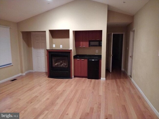 Building Photo - 713 Bonnie Meadow Ln