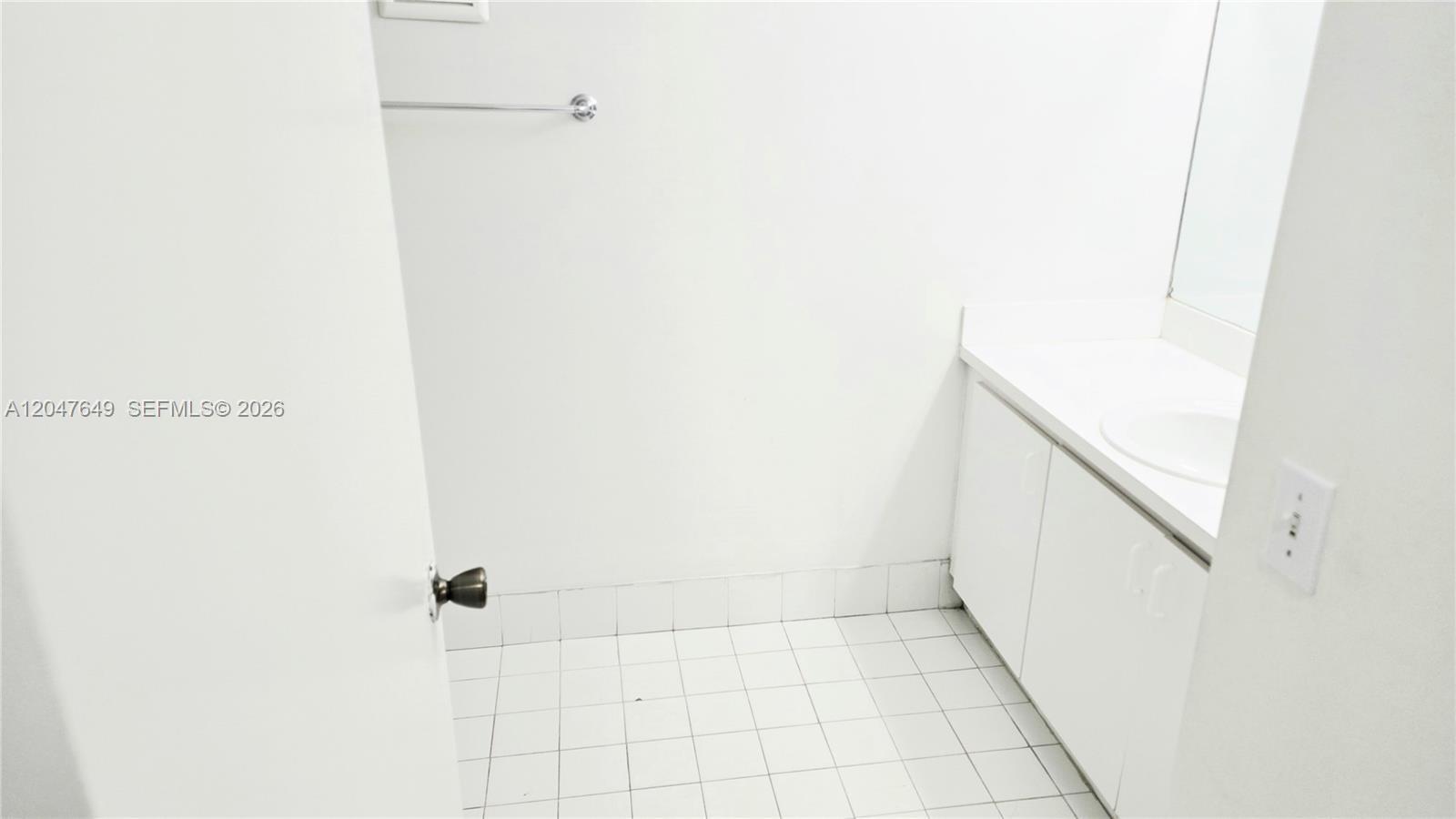 Building Photo - 15771 SW 137th Ave