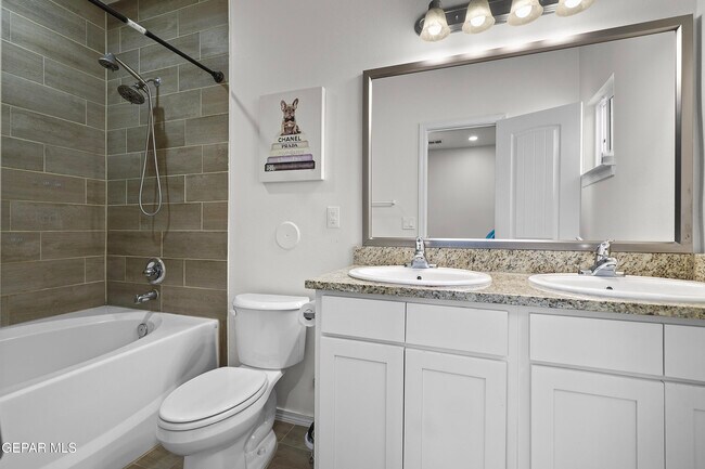 Building Photo - 5128 Jennifer Claire Ln