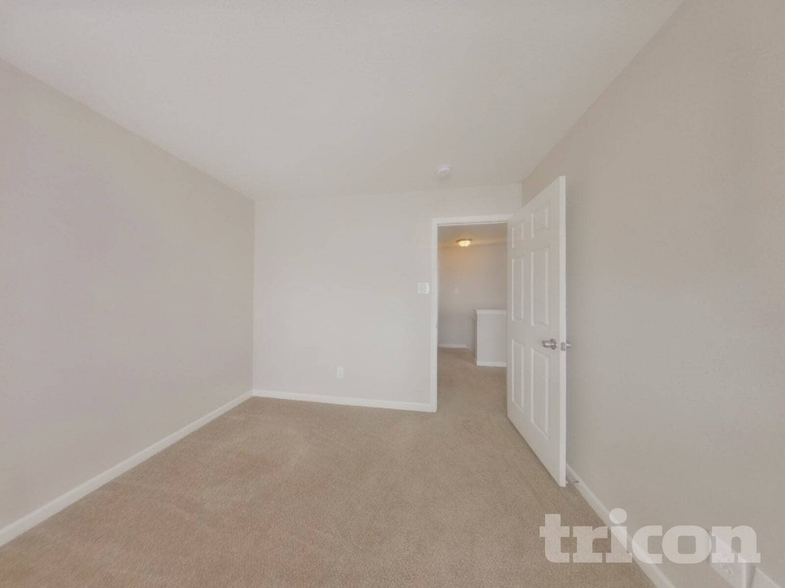 Building Photo - 301 Ranlo Ave