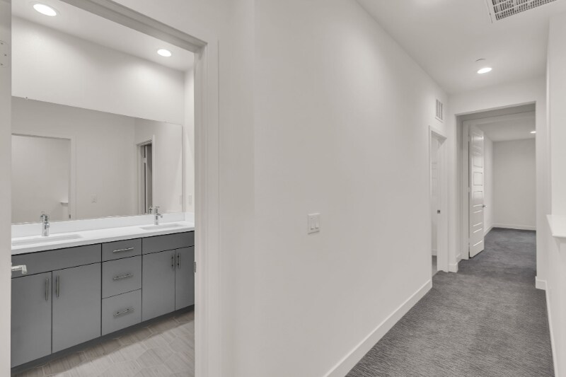 Building Photo - 4252 E Sage Paseo