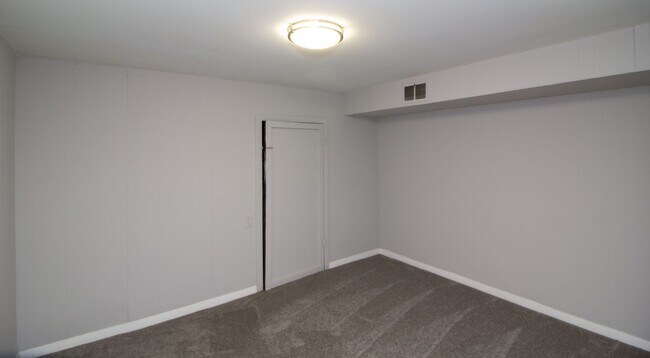 Building Photo - 3616 Paine St