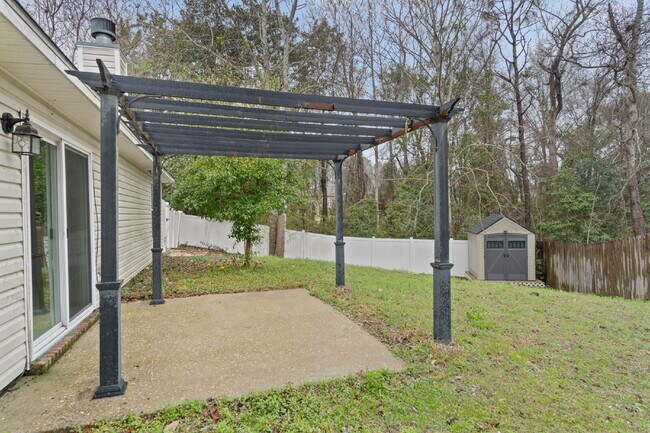 Building Photo - 312 Peggy Dr
